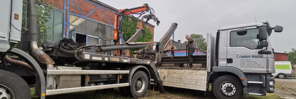 Schrotthandel Laubinger Recycling  - Andere sind pünktlich, wir waren schon da